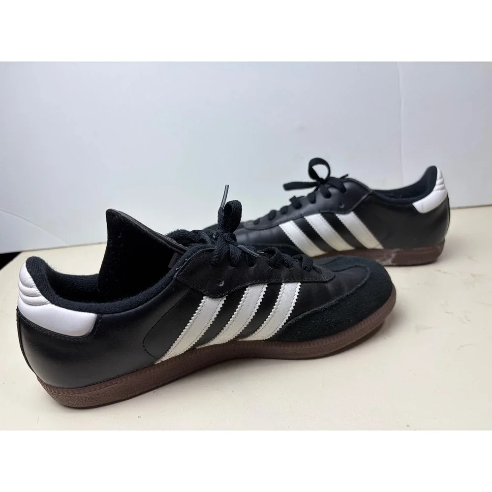 Adidas Samba Classic Mens 8 Black White Indoor Soccer Sneaker